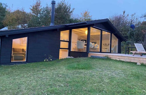 Allinge House | Summer house near the water's edge on Bornholm