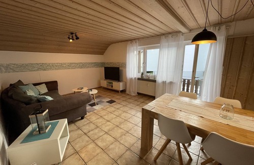 Gottmadingen Apartment | Summer in the Hegau - beautiful, new vacation apartment on the Heilsberg