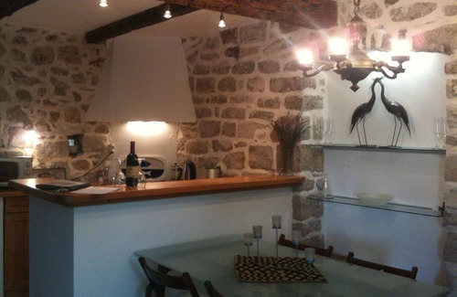 Pitve Villa | Summer is already beckoning! - book now to relax in charming Pitve by the sea!