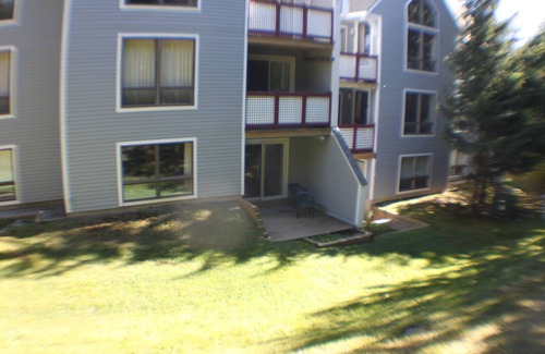 West Dover Condo | Summer Living On Hillside Condo - Walk on/Walk off Mount Snow