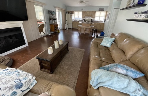Beach Haven West House | Summer Oasis - Pets welcome