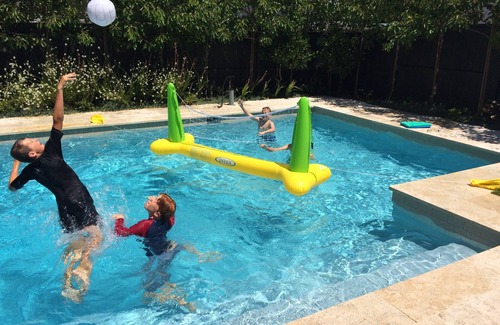 St. Heliers House | Summer paradise - family home sleeps 8 - great pool and stunning section