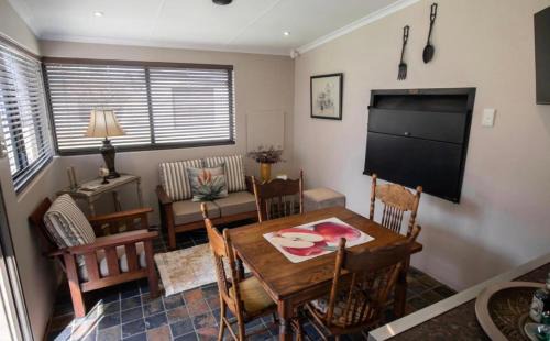 Harrismith Apartment | SUMMER PLACE