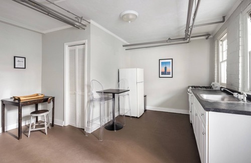 Asbury Park House | SUMMER RENTAL: Lovely 3 BDRM townhome 1.5 blocks from beach in north Asbury Park