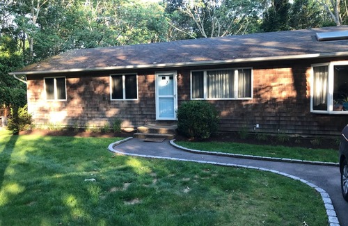Springs House | Summer Retreat, Private, Modern, Peaceful East Hampton Getaway.Utilities incl.