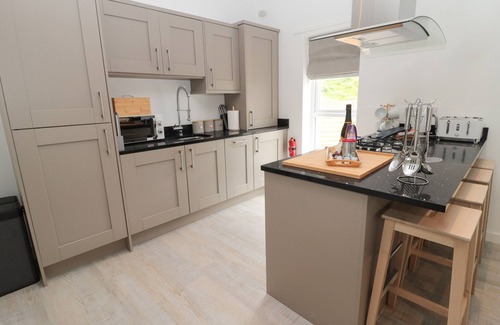 Dunstan Cottage | SUMMER ROSE, pet friendly, country holiday cottage in Craster