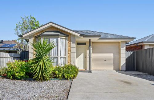 Aldinga Beach House | Summer Salt - Aldinga Beach - C21 SouthCoast Holidays
