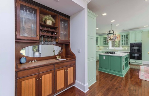 Melrose on the Beach House | Summer Salt Cottage - Private 4bdr Retreat