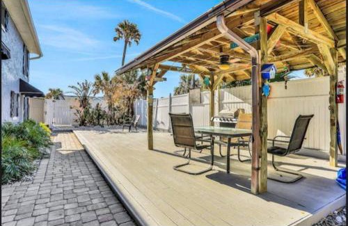 Flagler Beach Apartment | Summer Sands Lodge Unit3