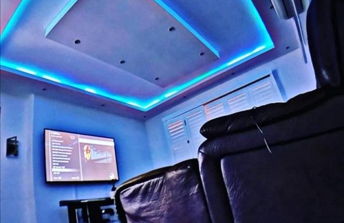 Durban Beachfront Apartment | Summer Sands north beach