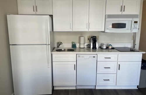 Wrightsville Beach Condo | Summer Sands- Vitamin Sea Room 408