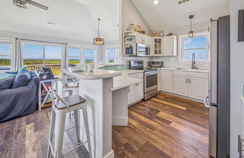 Frisco House | SUMMER SAVINGS- Soundfront Dog Friendly Home w/Hot Tub, Game Room, Sound Access