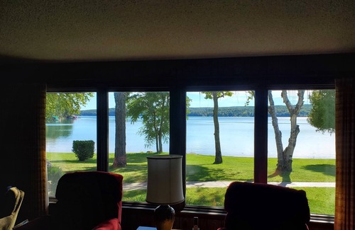 Petoskey Cottage | Summer Season -45 day min.-Walloon Lake home for Rent