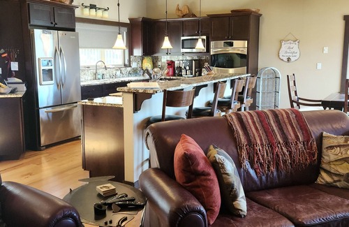 Belfair House | Summer Special - Enjoy This Beautiful Southshore Waterfront Vacation Home Now!