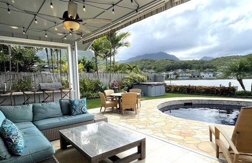 Enchanted Lake House | Summer Special Executive Home - Pool, Spa, AC, Minutes to World Class Beaches