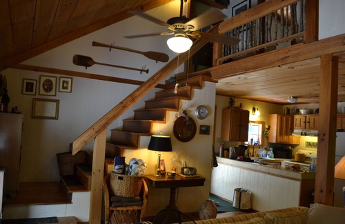 McCaysville Cabin | SUMMER SPECIAL! June/July/Augustn3 nights for the price of 2! Text:334-750-9666