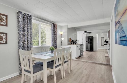 Auburndale House | Summer Specials! Pet Friendly, 4 beds, Family Oasis, Close to Lake Myrtle