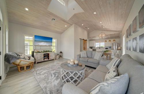Lakeside By The Gulf House | Summer Towne Cottages 16