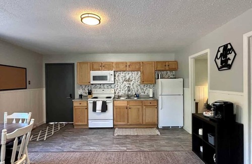Bessemer Condo | Summer Vacation Chalet at Powderhorn Mountain