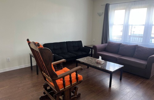 Sudbury Apartment | Summer vacation