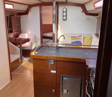 Herceg Novi Boat Rental | Summer Wind