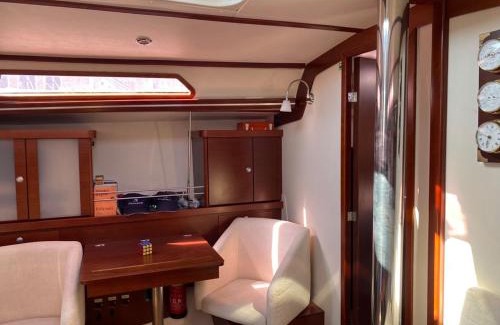 Herceg Novi Boat Rental | Summer Wind
