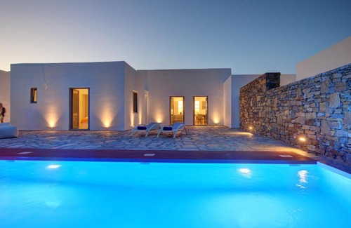 Chrissi Akti Villa | Summera villas Paros