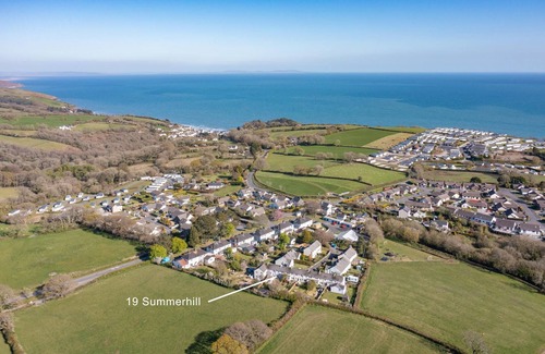 Amroth House | Summerhill Cottage - Log Burner, Countryside Views, near Amroth