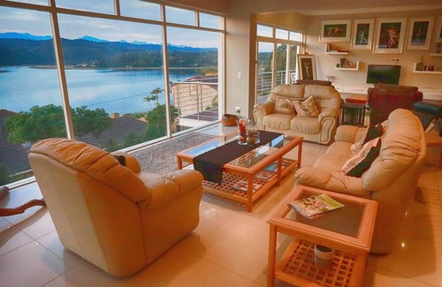 Wilderness Bed & Breakfast | Summerlane BnB - Room Platinum with lovely views to the Lake