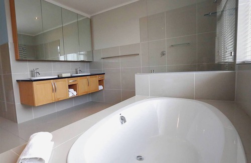 Wilderness Bed & Breakfast | Summerlane BnB - Room Pegasus with terrace and garden view