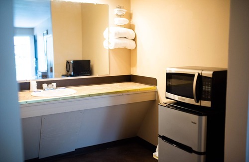 Summersville Hotel | Summers Inn