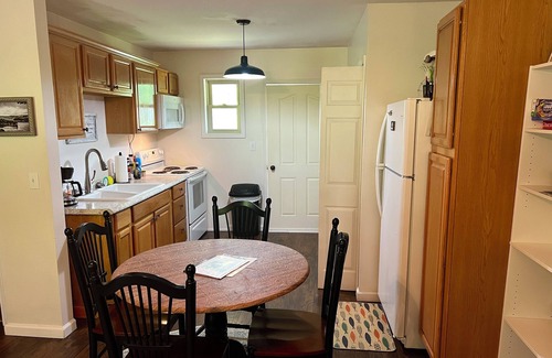 Keslers Cross Lanes Cottage | Summersville Lake Cottage