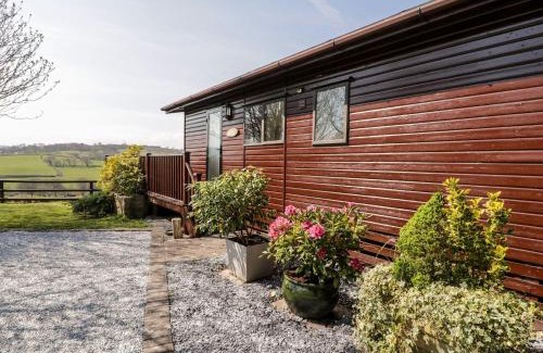 Rhyd-y-foel House | Summertime Lodge