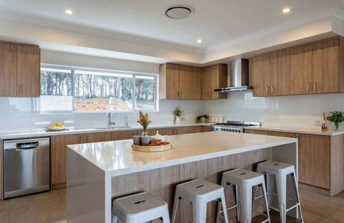 Yallingup Siding House | Summerville Treetops A Stunning Valley Retreat