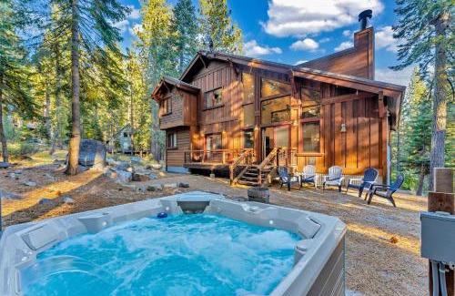 Pla-Vada Woodlands House | Summit Chalet Hot Tub and Game Room Near Skiing