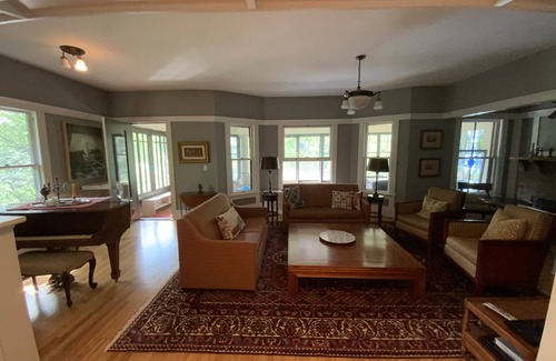 Summit Hill House | Summit/Crocus Hill Brownstone Location Location Location