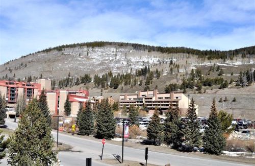 Copper Mountain Village Apartment | Summit House 2 bed 2 bath SHGW