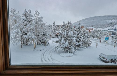 Copper Mountain Village Apartment | Summit House 2 bed 2 bath SHGW