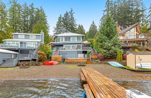 Olympia House | Summit Lake Getaway