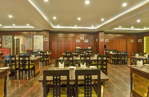 Darjeeling Hotel | Summit Montana Suites & Spa at Mall