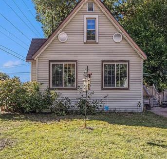 Muskegon Heights House | Summit Place By Dnw Investments