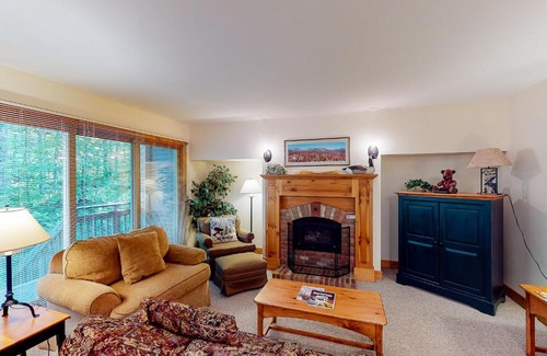 North Troy Apartment | Summit Solitude & Latitude Adjustment
