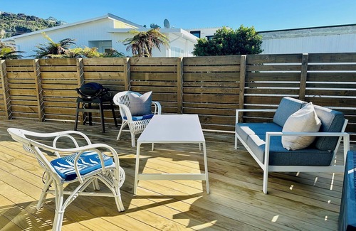 Sumner House | Sumner Beach Retreat