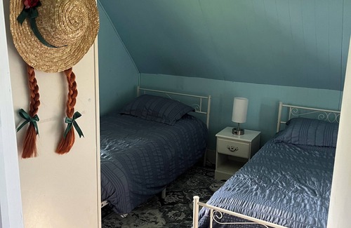 Richmond Other | Sun and Stars farmhouse, North Cape Coastal drive