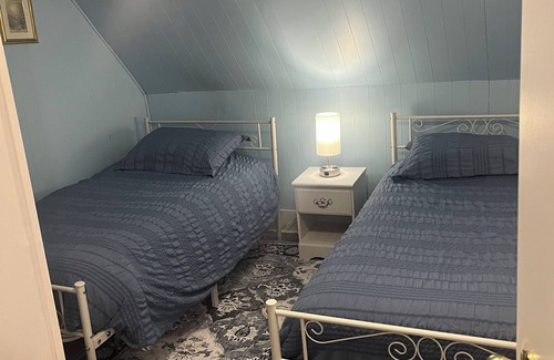 Richmond Other | Sun and Stars farmhouse, North Cape Coastal drive