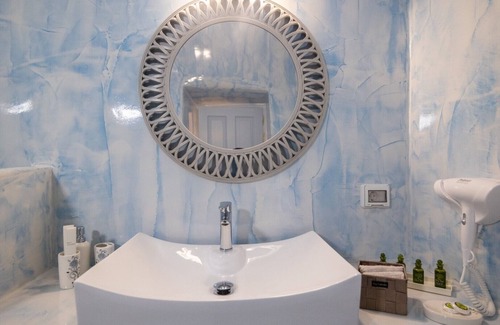 Finikia Hotel | Sun Angelos Oia - Luxury Cave Suites