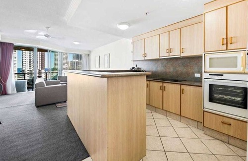 Gold Coast Apartment | Sun City Ocean Views