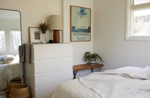 Hollowville House | Sun-drenched upstate escape