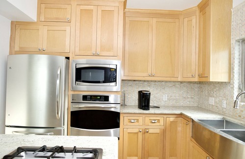 MacGregor House | Sun-Filled Home Away from Home
