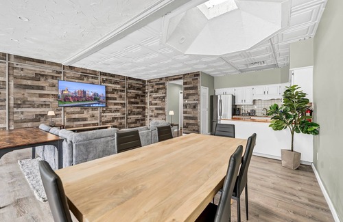Downtown Buffalo Apartment | Sun-Filled Loft in Downtown Buffalo directly across from Shea's & Electric City